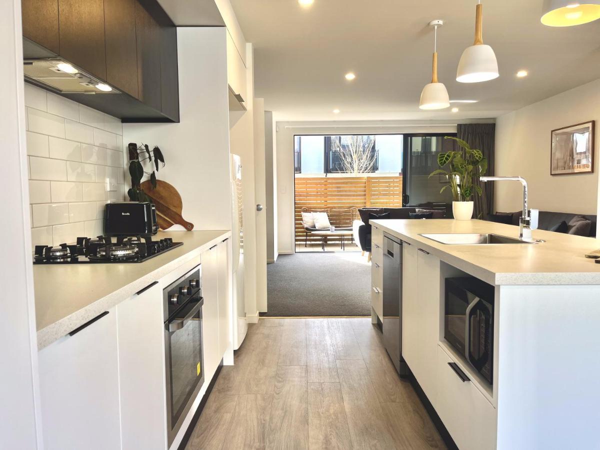 Modern & Central City - By Kosh Bnb Hamilton Esterno foto