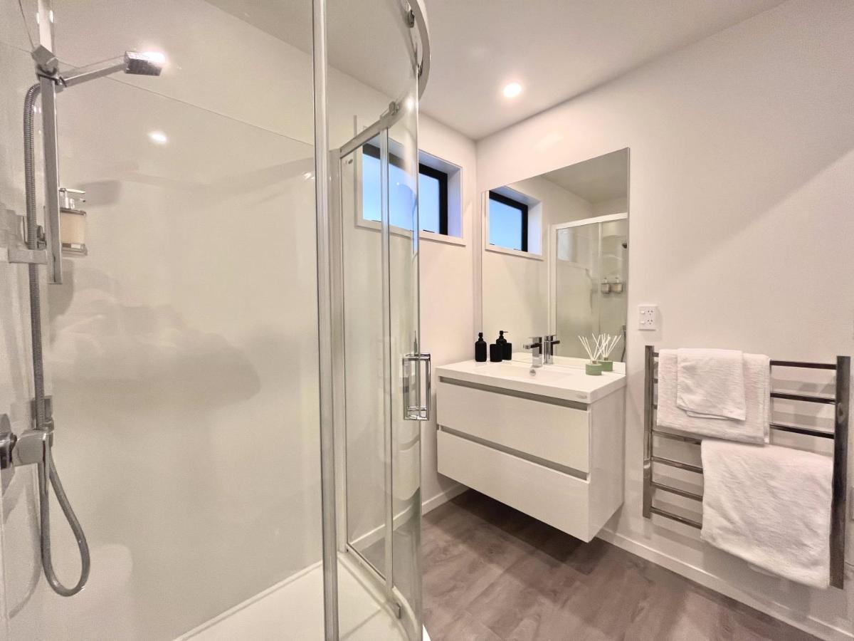 Modern & Central City - By Kosh Bnb Hamilton Esterno foto