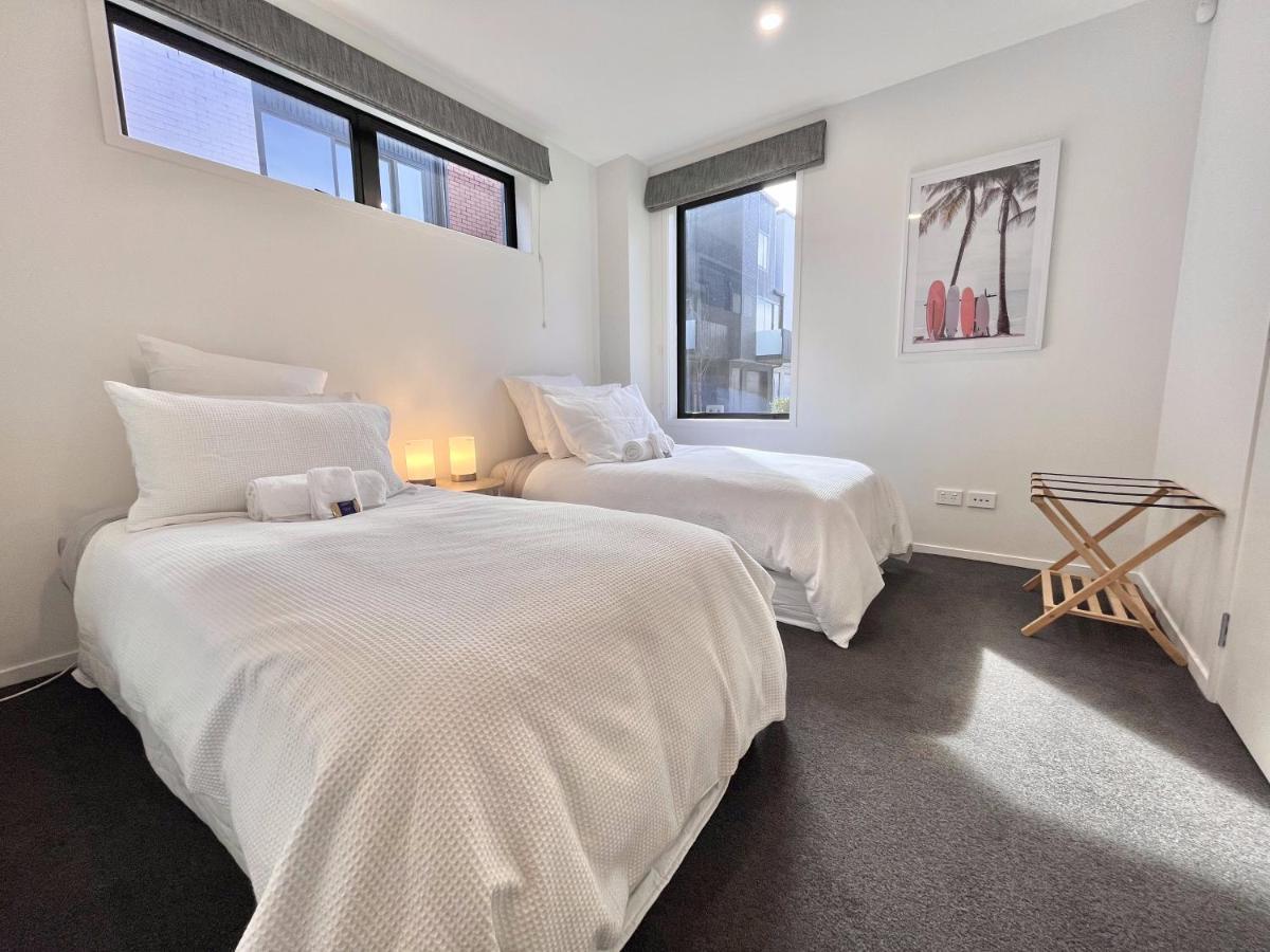 Modern & Central City - By Kosh Bnb Hamilton Esterno foto